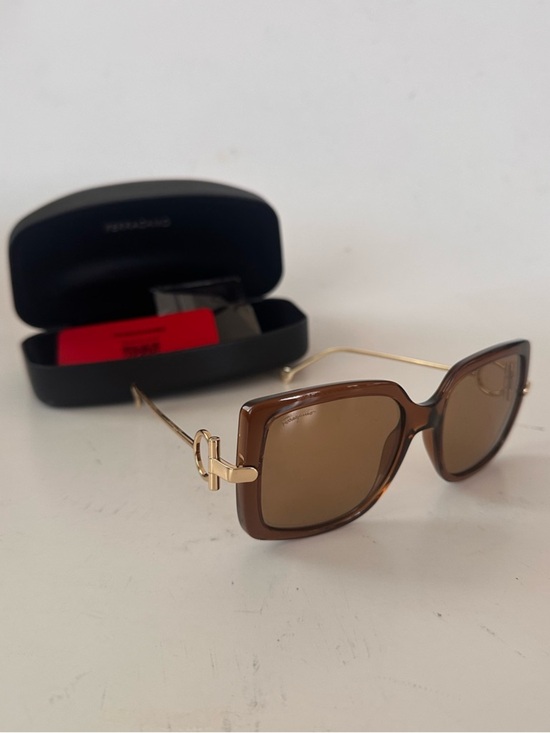SALVATORE FERRAGAMO Gancio 55mm Square Sunglasses main image 5